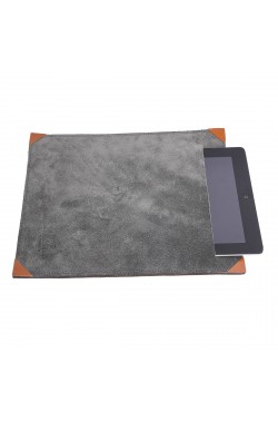 Porta-tablet in pelle scamosciata color grigio