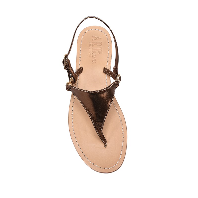 Sandali con fascia triangolare color bronzo